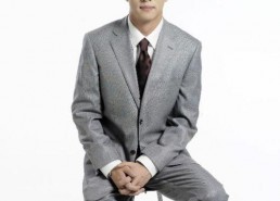 娱乐吃瓜君男主持,揭秘男主持背后的故事与魅力